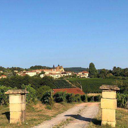 Gites Le Lancelot Ambierle Buitenkant foto