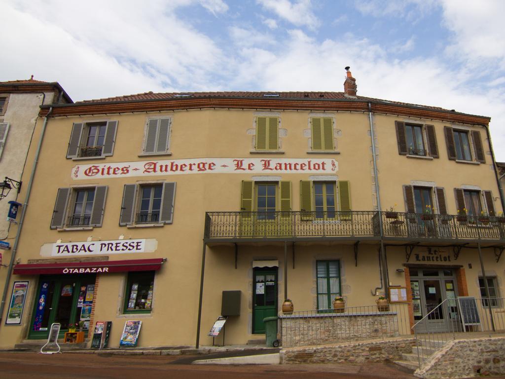 Gites Le Lancelot Ambierle Buitenkant foto